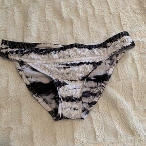 NWOT Lucky Brand Swim Bottoms